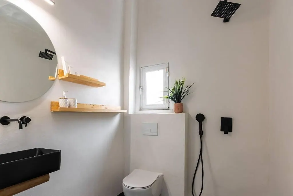 Boho Room-Jacuzzi-City Center Thessaloniki